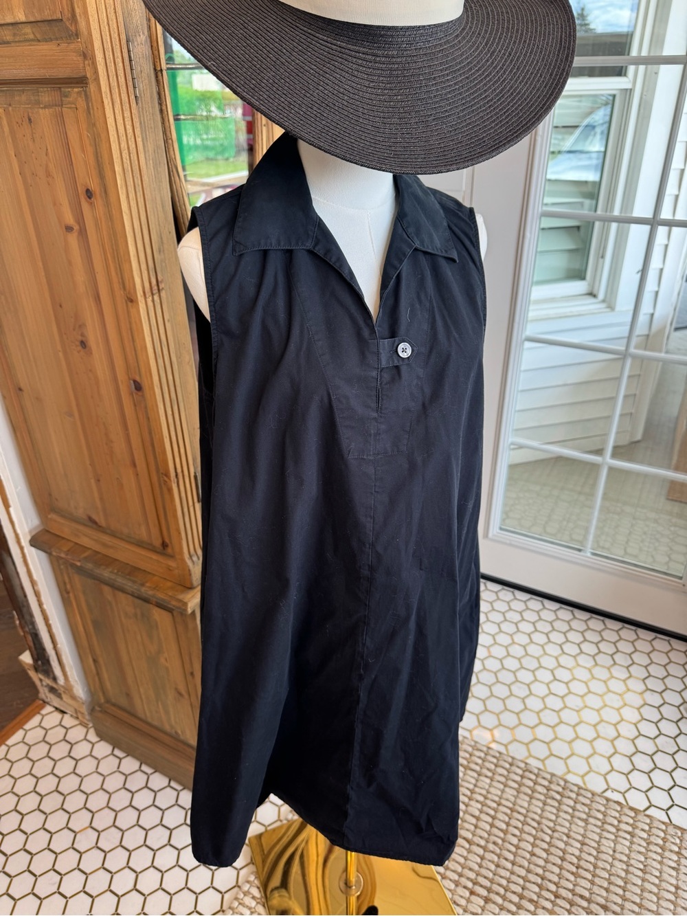 Banana Republic Black Sleeveless Collared Dress